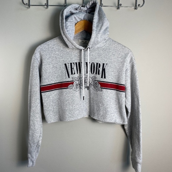 Women's New York Spell Out Cut Off‎ Long Sleeve Crop Top Sweatshirt Hoodie Small - Picture 1 of 13